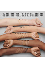 Load image into Gallery viewer, M.A.C Studio Fix Fluid Spf 15 Foundation, Nc 15, 30Ml