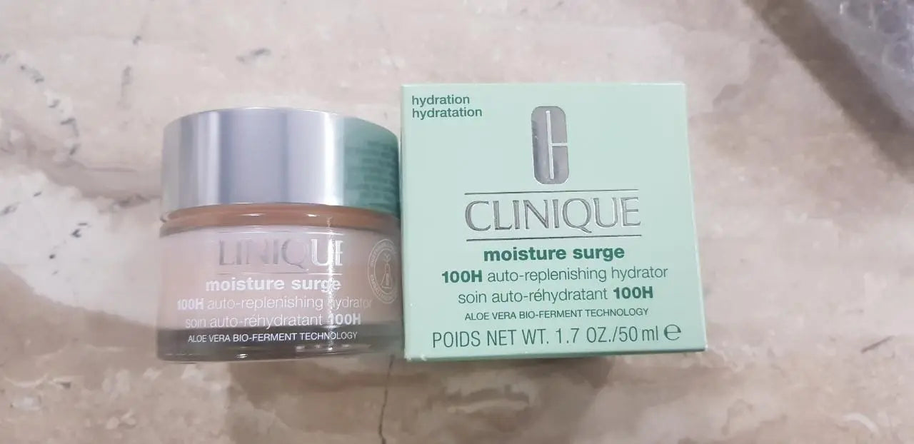 Clinique Moisture Surge 100H Auto-Replenishing Hydrator (Moisturizer) 30Ml
