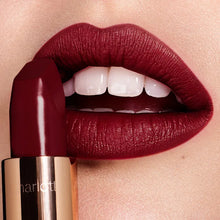 Load image into Gallery viewer, Charlotte Tilbury Matte Revolution - Magic Red (3.5G)
