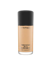 Load image into Gallery viewer, M.A.C Studio Fix Fluid Spf 15 Foundation, Nc 35, 30Ml
